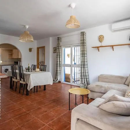 Villa Liviana, Piscina Barbacoa Y Preciosas Vistas Malaga By Andaraholidays *