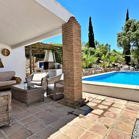 Villa Liviana, Piscina Barbacoa Y Preciosas Vistas Malaga By Andaraholidays Cómpeta